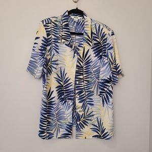 Fun Leaf Print Light Button Up Short Sleeve Collared Shirt from Alia